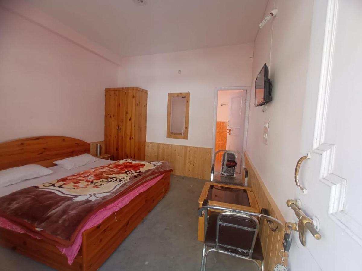 Snow Oak Guest House กาซอล ภายนอก รูปภาพ